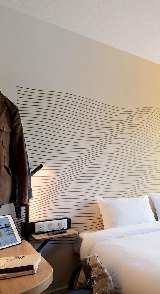 B&B Hotel Cergy Saint Christophe Экстерьер фото