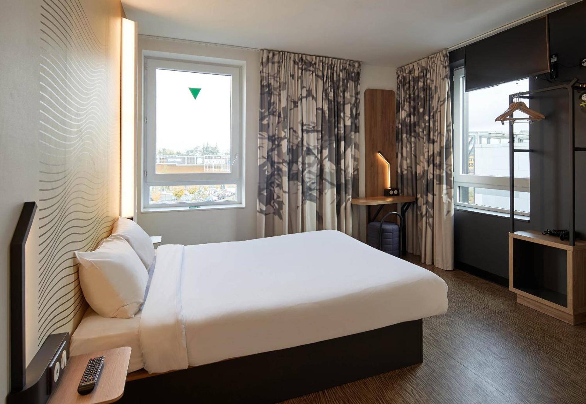 B&B Hotel Cergy Saint Christophe Экстерьер фото